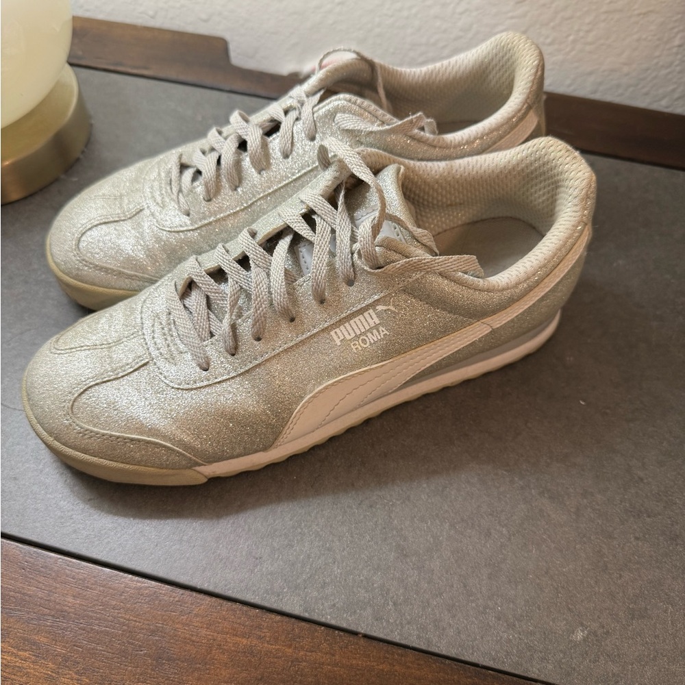 PUMA Roma Metallic Sneakers